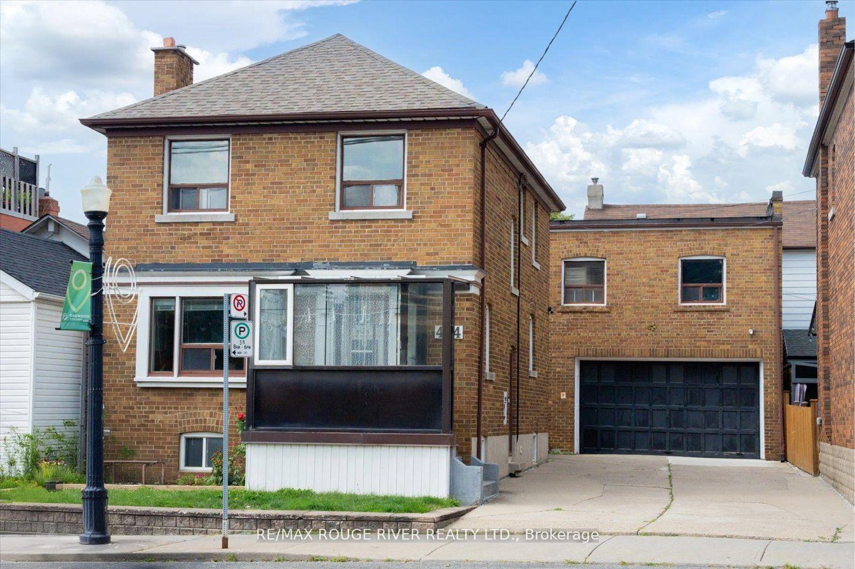 424 Oakwood Avenue, Oakwood Village, Toronto photo number 2