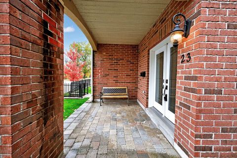 Photo 7 at 23 White Oaks Road, Lakeshore, Barrie