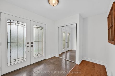 Photo 8 at 23 White Oaks Road, Lakeshore, Barrie