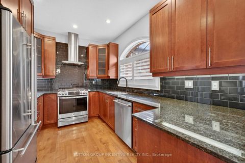 Photo 15 at 23 White Oaks Road, Lakeshore, Barrie