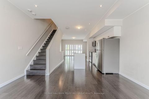 Photo 4 at 14 - 369 Essa Road, Ardagh, Barrie Photo 4 at 14 - 369 Essa Road, Ardagh, Barrie