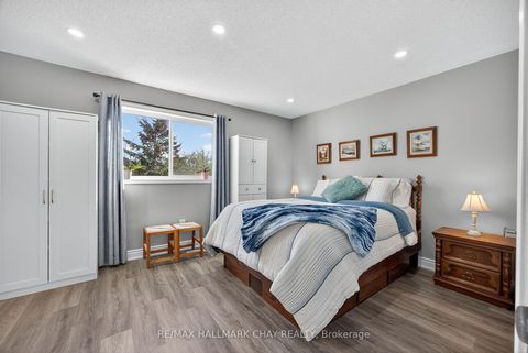 Photo 14 at 3 Coleman Drive, Edgehill Drive, Barrie