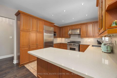 Photo 12 at 2388 Eight Line, JC Joshua Creek, Oakville