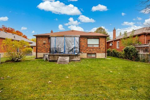 Photo 31 at 89 Allingham Gardens, Clanton Park, Toronto