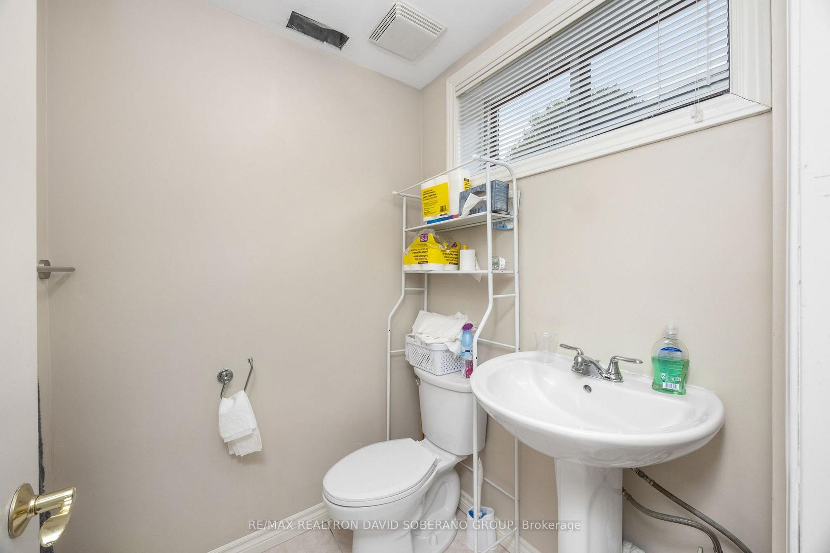 Photo 22 at 89 Allingham Gardens, Clanton Park, Toronto Photo 22 at 89 Allingham Gardens, Clanton Park, Toronto