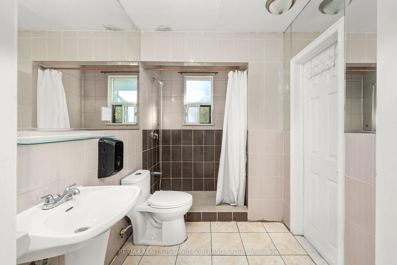 Photo 19 at 49 Danby Avenue, Clanton Park, Toronto Photo 19 at 49 Danby Avenue, Clanton Park, Toronto