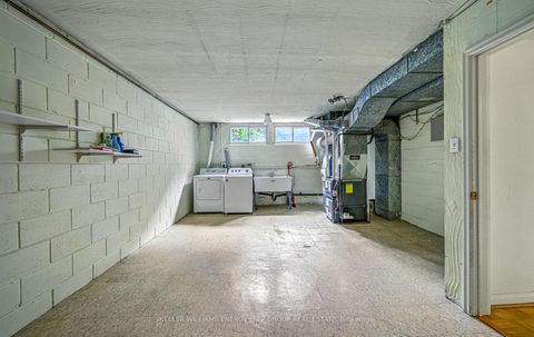 Photo 37 at 15 Artinger Court, Don Mills, Toronto