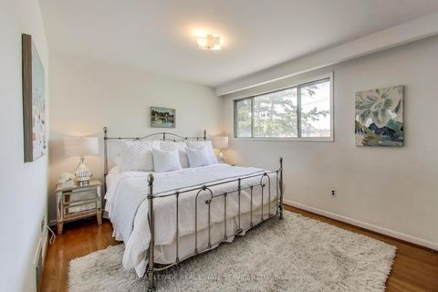 Photo 10 at 251 Driftwood Avenue, Black Creek, Toronto