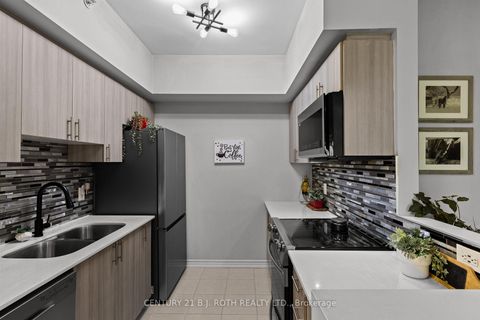 Photo 7 at 304 - 5 GREENWICH Street, Ardagh, Barrie