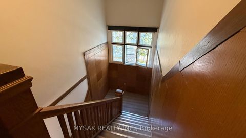 Photo 6 at 449 Crawford Street, Little Italy, Toronto Photo 6 at 449 Crawford Street, Little Italy, Toronto