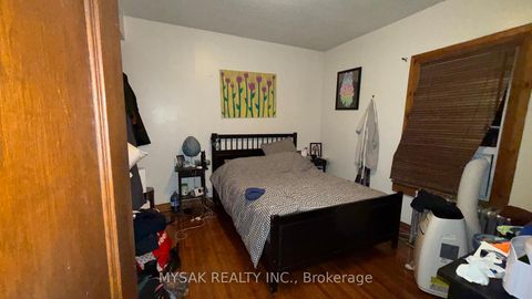 Photo 10 at 449 Crawford Street, Little Italy, Toronto Photo 10 at 449 Crawford Street, Little Italy, Toronto