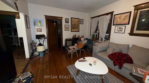 Photo 11 at 449 Crawford Street, Little Italy, Toronto