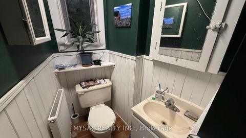 Photo 13 at 449 Crawford Street, Little Italy, Toronto Photo 13 at 449 Crawford Street, Little Italy, Toronto