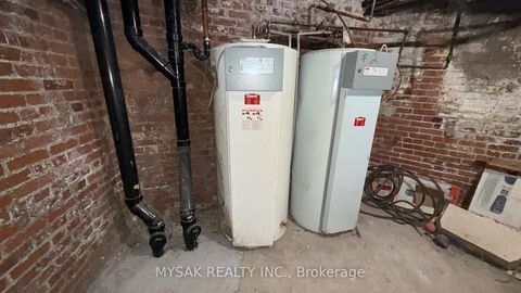 Photo 18 at 449 Crawford Street, Little Italy, Toronto Photo 18 at 449 Crawford Street, Little Italy, Toronto