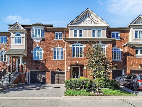 Photo 1 at 67 - 190 Harding Boulevard W, North Richvale, Richmond Hill