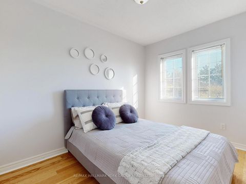 Photo 27 at 67 - 190 Harding Boulevard W, North Richvale, Richmond Hill