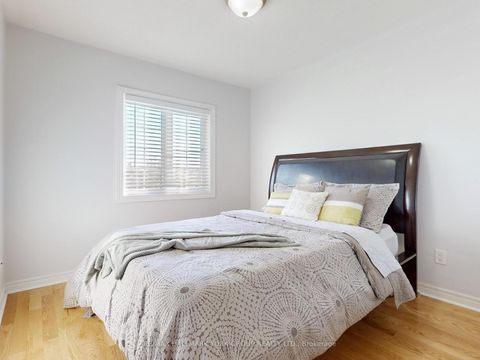 Photo 29 at 67 - 190 Harding Boulevard W, North Richvale, Richmond Hill