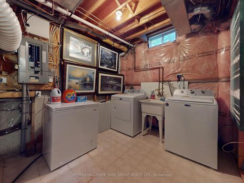 Photo 41 at 67 - 190 Harding Boulevard W, North Richvale, Richmond Hill