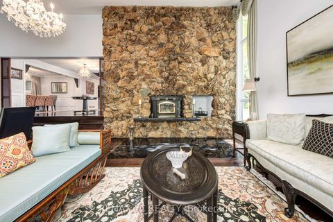 Photo 9 at 14038 Bayview Avenue, Aurora Estates, Aurora