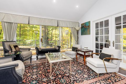 Photo 10 at 14038 Bayview Avenue, Aurora Estates, Aurora