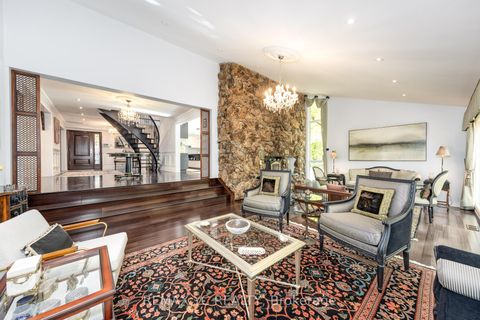 Photo 11 at 14038 Bayview Avenue, Aurora Estates, Aurora