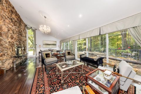 Photo 12 at 14038 Bayview Avenue, Aurora Estates, Aurora