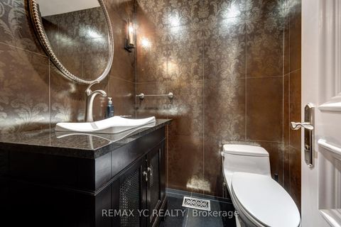 Photo 21 at 14038 Bayview Avenue, Aurora Estates, Aurora