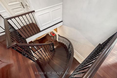 Photo 22 at 14038 Bayview Avenue, Aurora Estates, Aurora