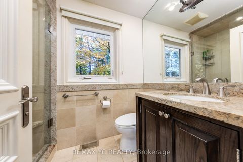 Photo 25 at 14038 Bayview Avenue, Aurora Estates, Aurora