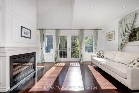 Photo 26 at 14038 Bayview Avenue, Aurora Estates, Aurora