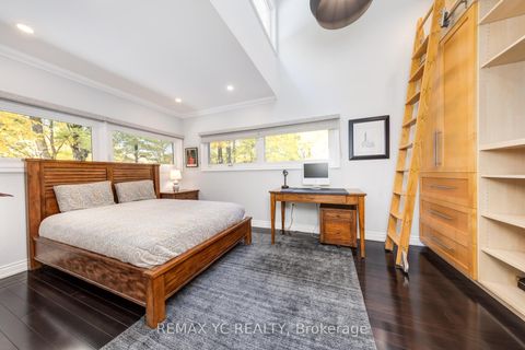 Photo 30 at 14038 Bayview Avenue, Aurora Estates, Aurora