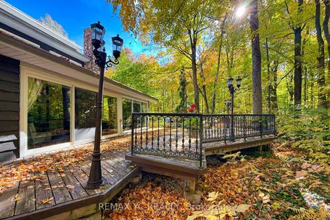 Photo 40 at 14038 Bayview Avenue, Aurora Estates, Aurora