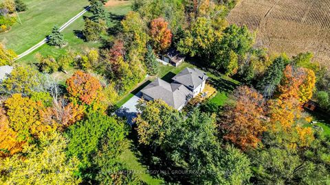 Photo 1 at 5853 Yonge Street, Rural Innisfil, Innisfil