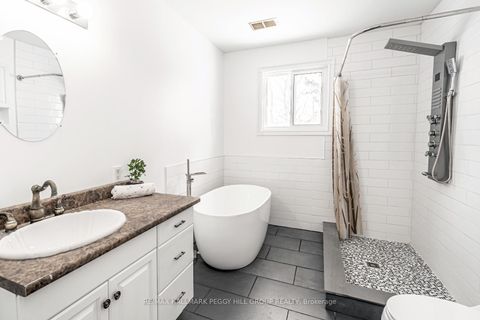 Photo 11 at 5853 Yonge Street, Rural Innisfil, Innisfil