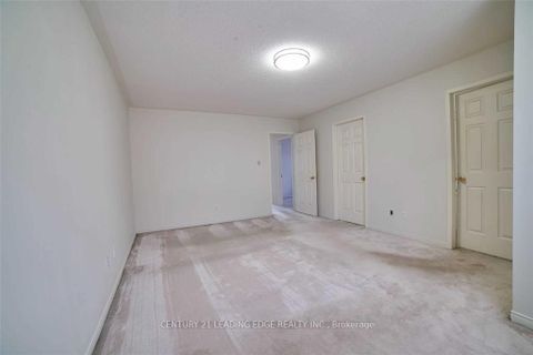 Photo 8 at 16 Windom Road, Flemingdon Park, Toronto