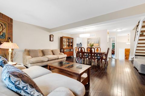 Photo 6 at 105 Gypsy Roseway, Willowdale East, Toronto