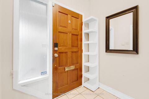 Photo 11 at 105 Gypsy Roseway, Willowdale East, Toronto