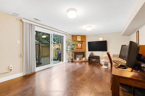 Photo 28 at 105 Gypsy Roseway, Willowdale East, Toronto