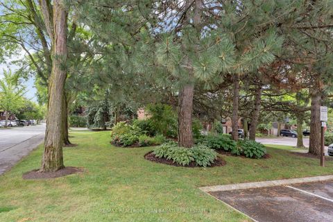 Photo 34 at 105 Gypsy Roseway, Willowdale East, Toronto