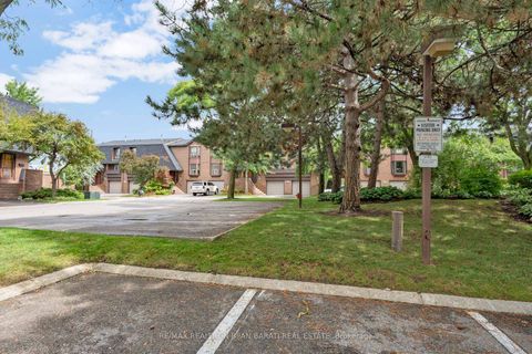 Photo 35 at 105 Gypsy Roseway, Willowdale East, Toronto