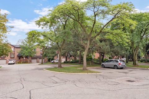 Photo 36 at 105 Gypsy Roseway, Willowdale East, Toronto