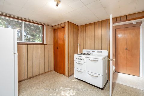 Photo 19 at 543 Pinegrove Road, WO West, Oakville