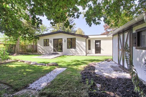 Photo 49 at 25 Knowles Crescent, Aurora Highlands, Aurora