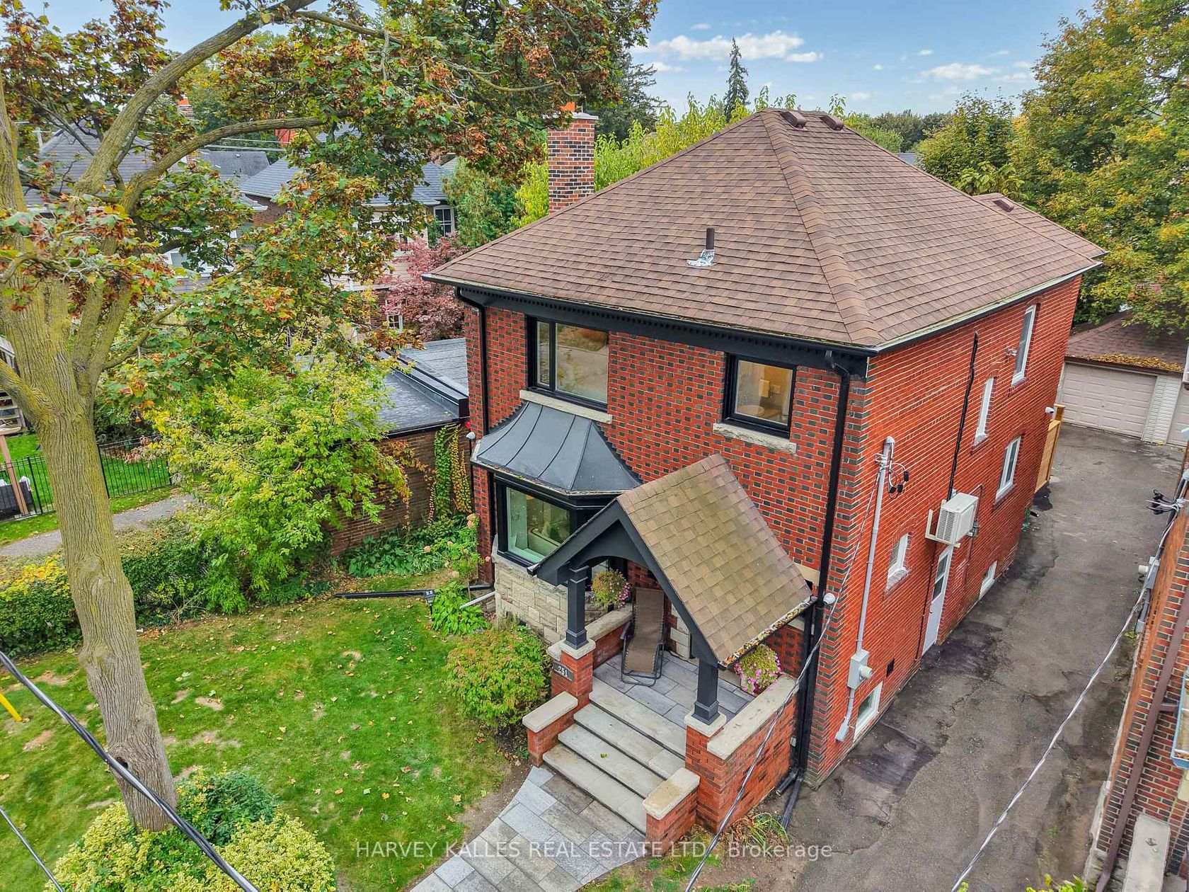 Photo 3 at 251 Wanless Avenue, Lawrence Park North, Toronto Photo 3 at 251 Wanless Avenue, Lawrence Park North, Toronto