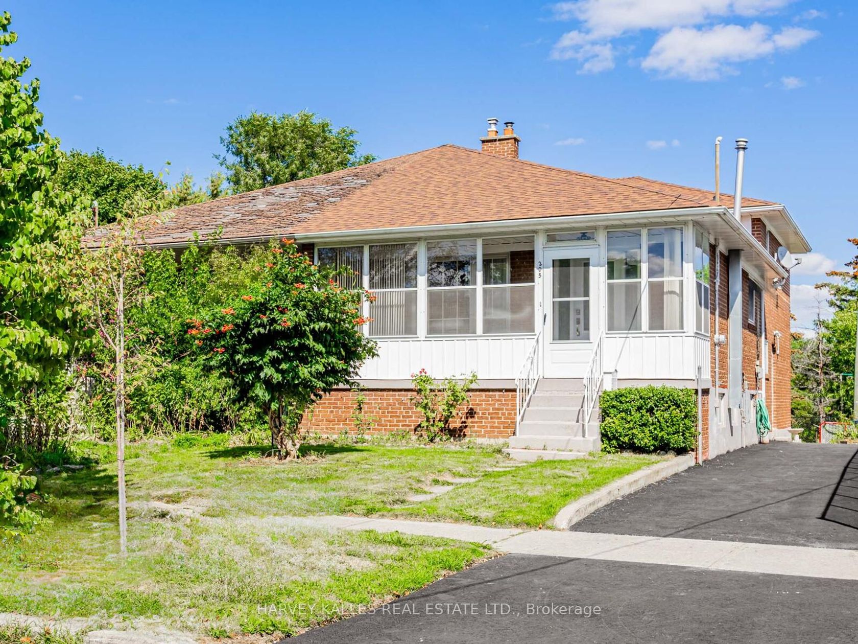 205 Vauxhall Drive, Dorset Park, Toronto 