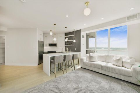 Photo 10 at 2011 - 228 Queens Quay W, Waterfront Communities C1, Toronto