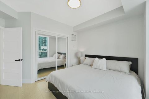 Photo 17 at 2011 - 228 Queens Quay W, Waterfront Communities C1, Toronto