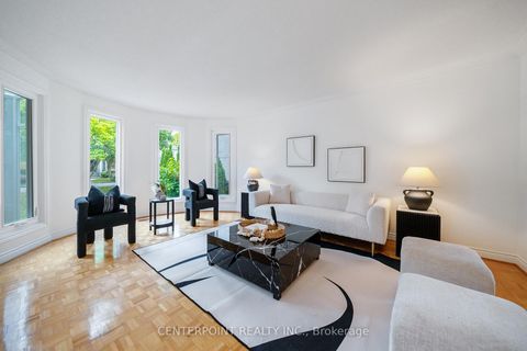 Photo 2 at 310 Holmes Avenue, Willowdale East, Toronto