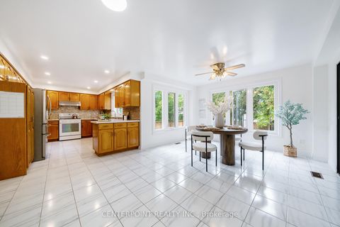 Photo 10 at 310 Holmes Avenue, Willowdale East, Toronto