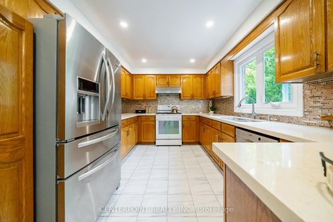 Photo 12 at 310 Holmes Avenue, Willowdale East, Toronto
